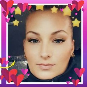 Meet your Posher, Stacey